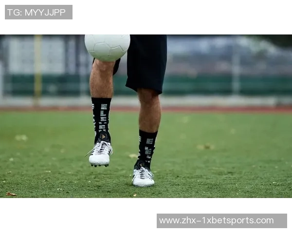 提升足球球感的技巧与训练方法探讨